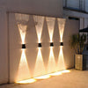 Solar LED Wandleuchte | Kabellos & Automatisch | IP65 Wetterfest | Up & Down Licht