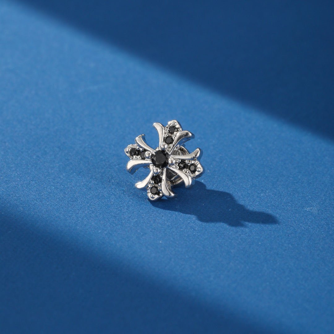 Boucle d'Oreille Homme Croix Magnétique Zircons Acier Inoxydable - Biloria