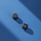Boucle d'Oreille Noire Cercle Aimanté Homme - Sans Perçage - Biloria
