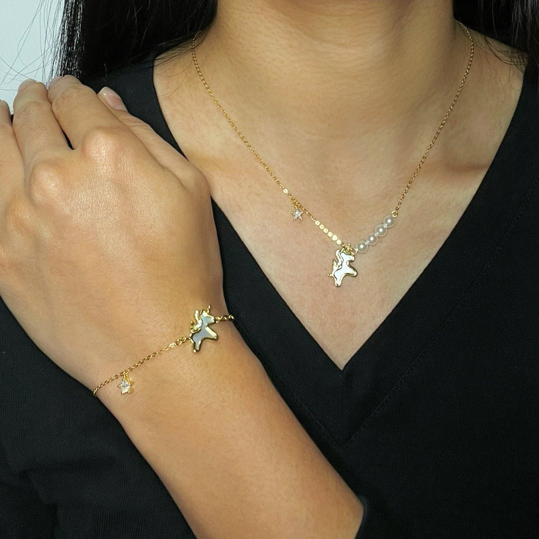 Bracelet Cheval Liberté Étoilée Argent Plaqué Or - Biloria