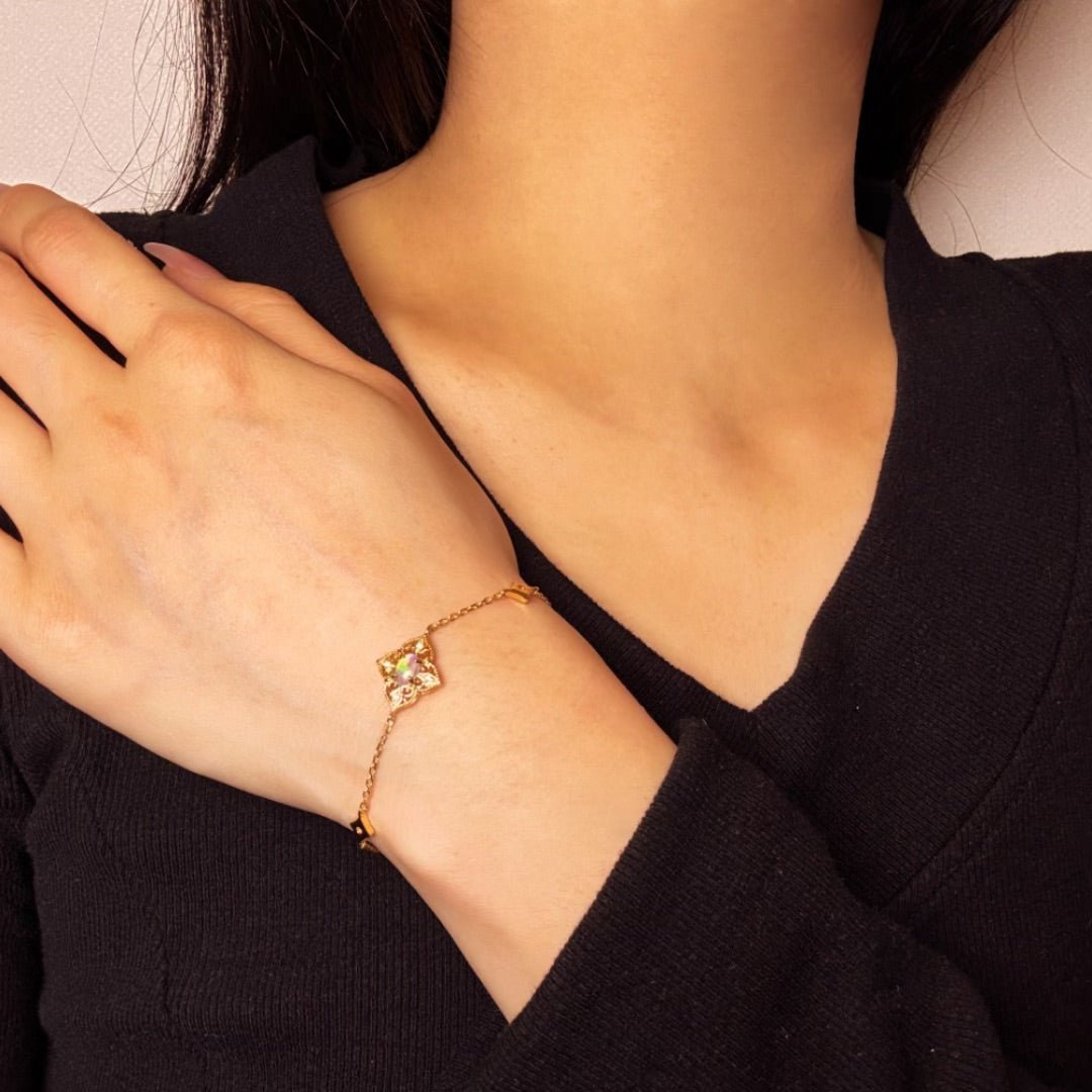 Bracelet Opale Naturelle Argent Plaqué Or 10K Lumière Bohème - Biloria
