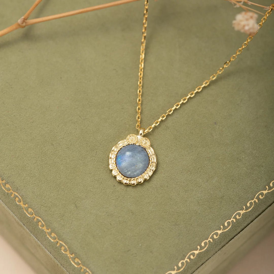 Collier avec Labradorite et Hibou – Argent Plaqué Or, Bijou Spirituel - Biloria