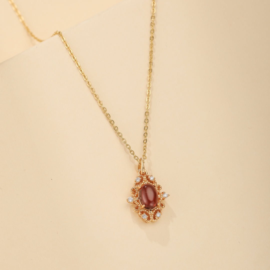 Collier Grenat Flamme Royale – Argent Plaqué Or 10K - Biloria