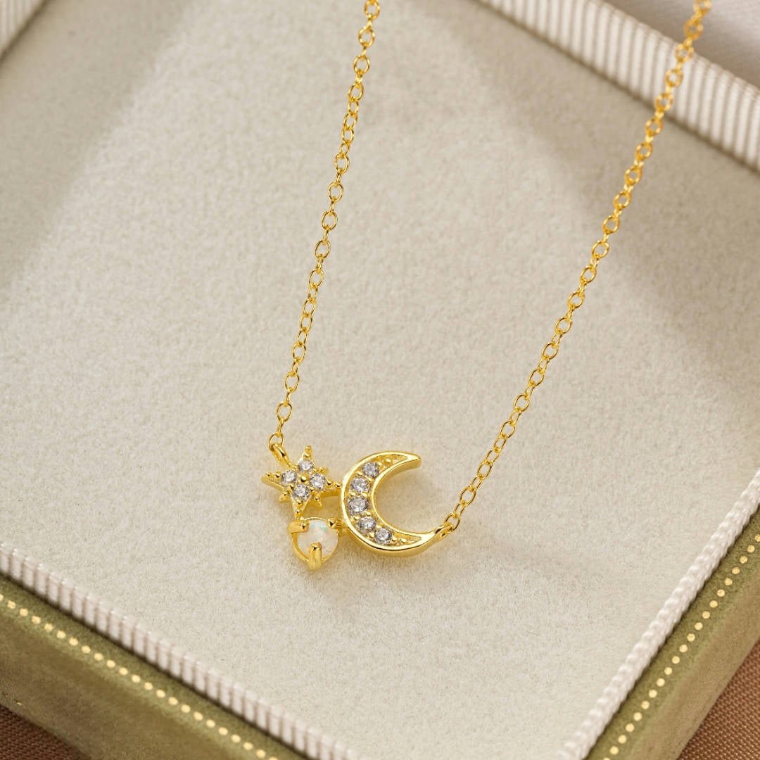 Collier Opale Éclat de Lune Argent Plaqué Or 18K Bijou Féminin - Biloria