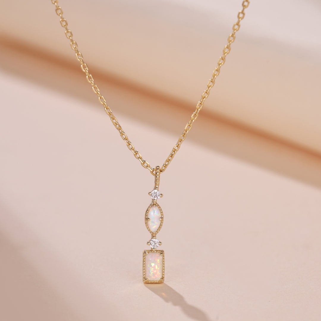 Collier Opale et Argent Plaqué Or pour la Sérénité - Biloria