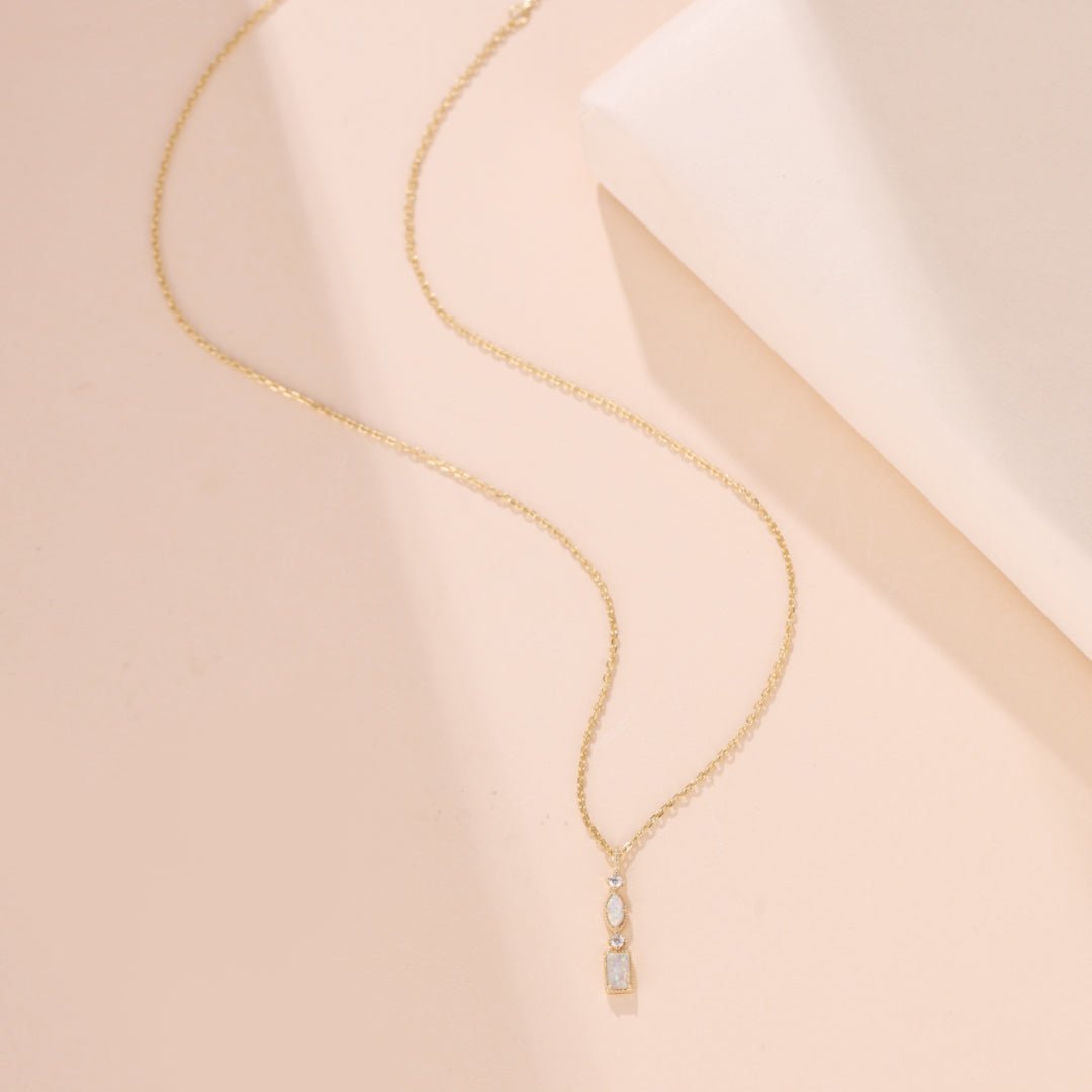 Collier Opale et Argent Plaqué Or pour la Sérénité - Biloria