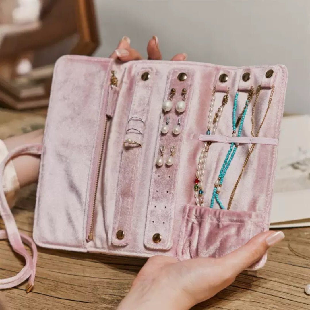 Étui de Voyage pour Bijoux en Velours : Protection et Organisation - Biloria