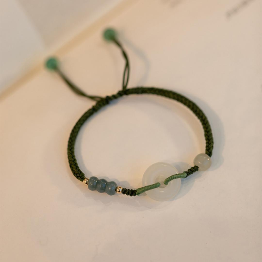 Offrir un Bracelet en Jade Naturel : Signification et Vertus - Biloria