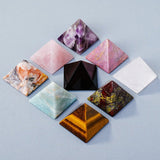 Pyramide en pierres naturelles pour énergie positive et méditation - Biloria